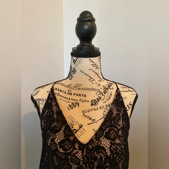LOFT black tank w/ overlay, size Small - Picture 4 of 4